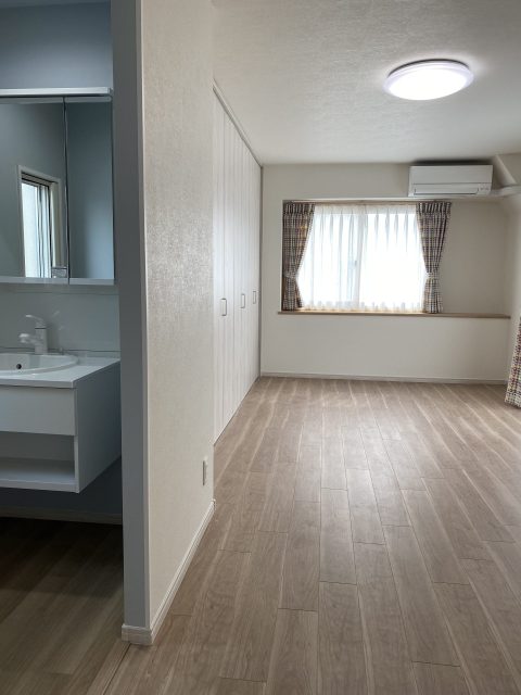 壁の位置を変更したフルリノベーション住宅